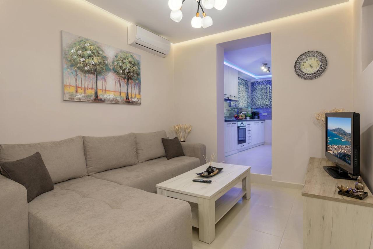 Evia'S Apartment - New Apartment In Town! 扎金索斯镇 外观 照片