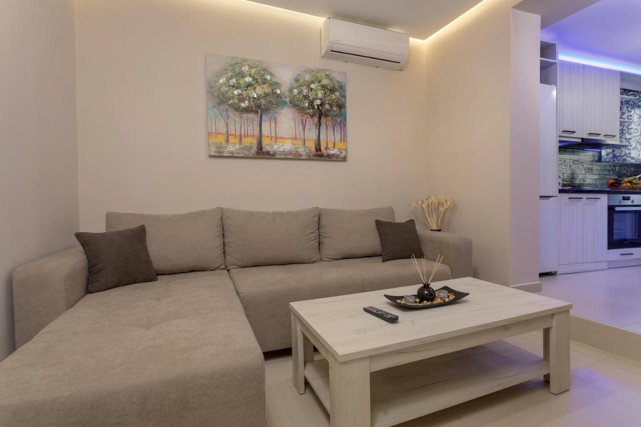 Evia'S Apartment - New Apartment In Town! 扎金索斯镇 外观 照片